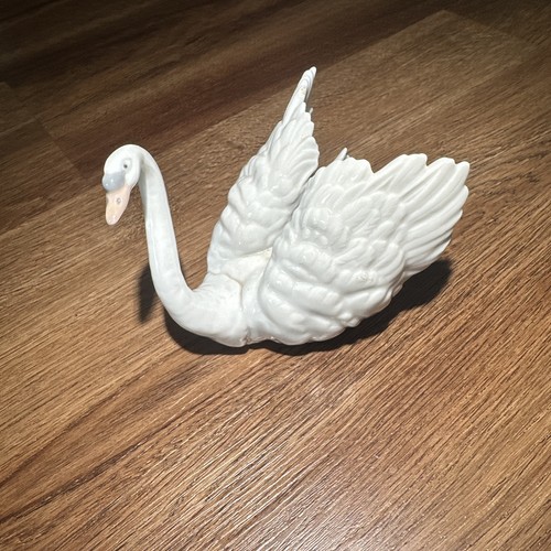 1994 vtg spain lladro swan - 1994,
