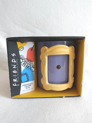 Friends show peephole - show, frame