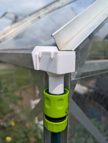 Greenhouse guttering rain - guttering,