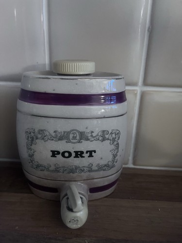 Wade royal victoria barrel - royal,