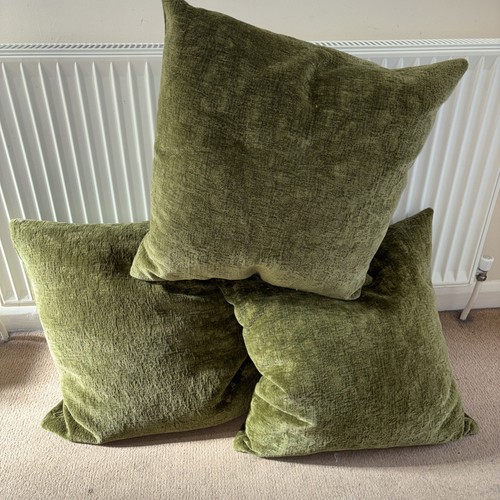 Jumbo green cushions sofa - x,