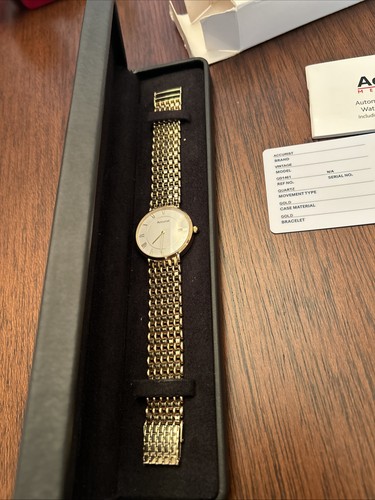Accurist all 9ct - solid, gold