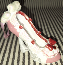 DISNEY PARKS MARY POPPINS w/PARROT UMBRELLA RUNWAY HIGH HEEL SHOE ORNAMENT Read