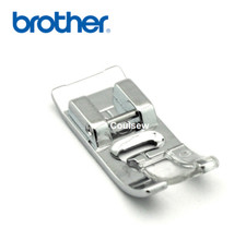 BROTHER GENUINE SEWING MACHINE ZIG ZAG FOOT J 7mm XR27NT XR37NT