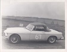 MG MGB racing Scene  Driver J