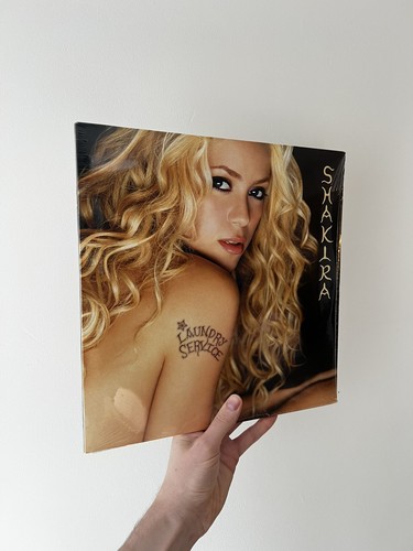 Shakira laundry service - -,