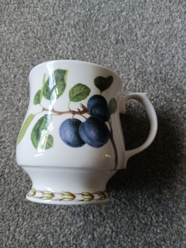 Queens hookers fruit mug - fruit,