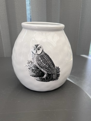 Adorn magpie owl ceramic - by,