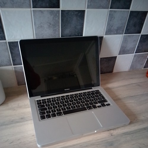 Spares repairs apple macbook - apple,