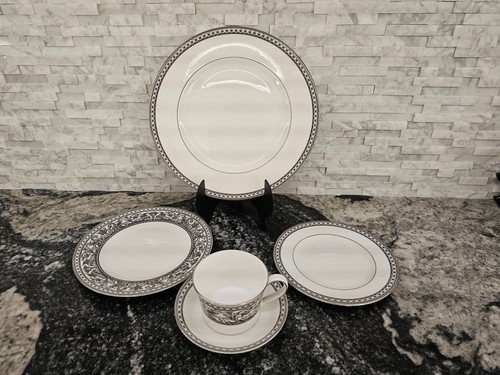 Reduced wedgwood contrasts - "reduced",