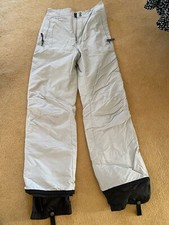 Pale grey ski - pale,