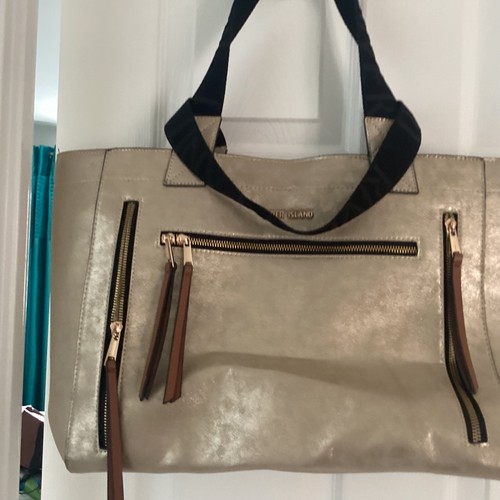 River island gold - gold, beach