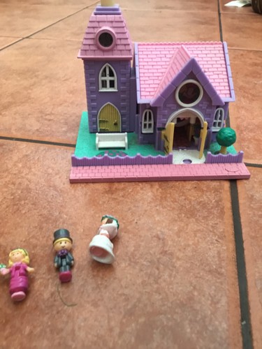 Polly pocket church with - pocket,