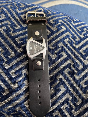 Nemesis triangle quartz watch - nemesis,