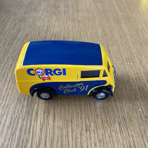 Corgi morris type collector - morris,