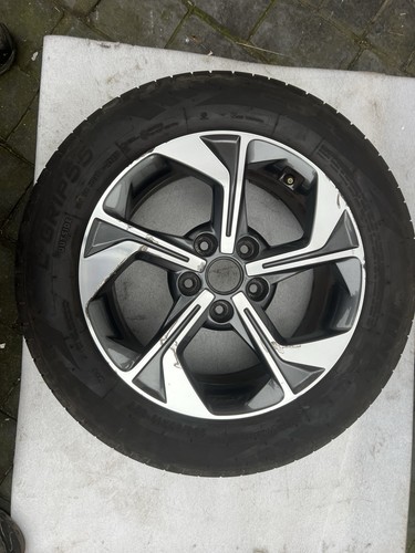 Genuine kia cee - genuine, cee'd+xcee'd
