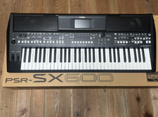 Yamaha PSR-SX600 Digital