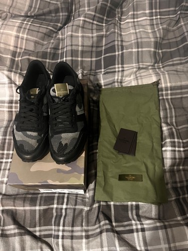 Size valentino garavani - size,