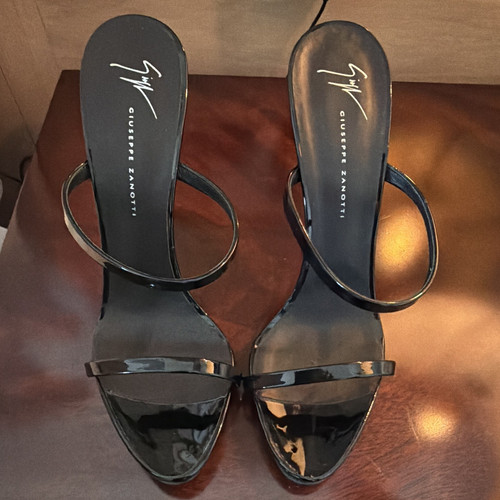Giuseppe zanotti black patent - zanotti,