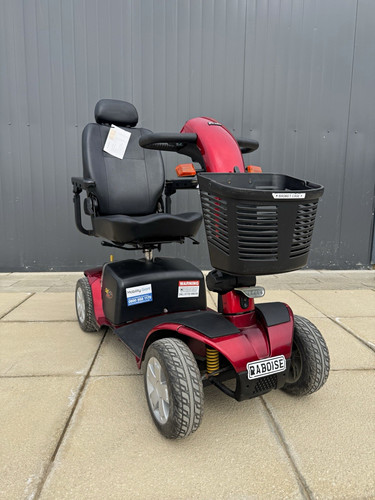 Pride colt deluxe - deluxe, 4-wheel