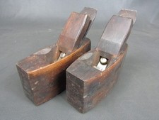 Pair wooden compass smoothing