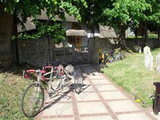 Photo 6x4 Tandem tricycle in