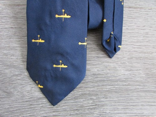 Submarine sub motif royal navy - sub,