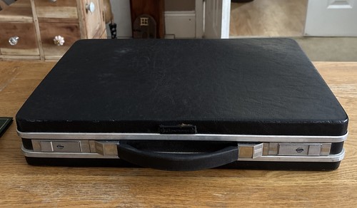 Used vintage consort hard - used,