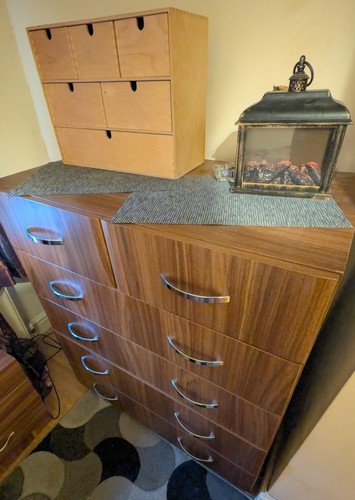 Dark oak dresser - dark,