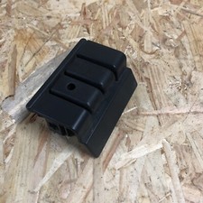 Discovery 1 300 Series  Blank Switch Panel (2 switches) 1994 To 1998