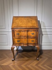 An Antique Style High Quality