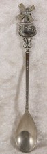 White metal  tea spoon featuring windmill Holland collectable