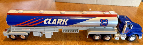 Vtg clark gas - gas, toy