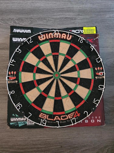 Winmau blade dart board - blade,