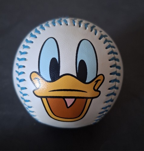 Collectable walt disney - walt, donald