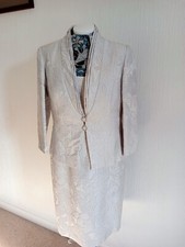 GORGEOUS  LUIS CIVIT Dress and Jacket size 12, Wedding/Races Day, in Soft Grey