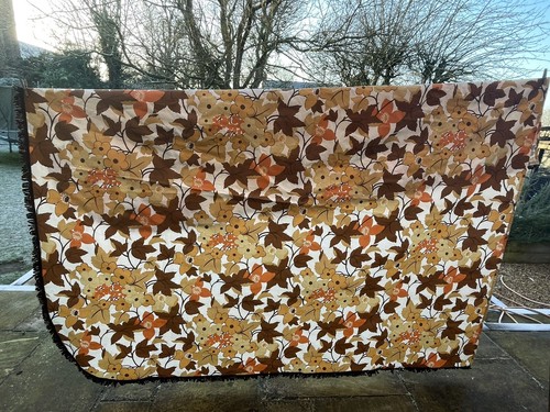 Vintage bedspread fringed - bedspread,