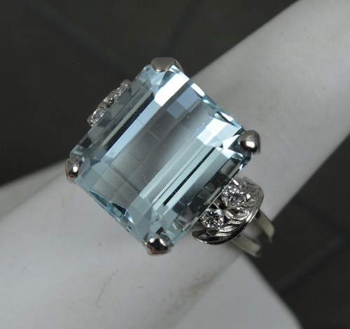 Large 17ct emerald cut - large,