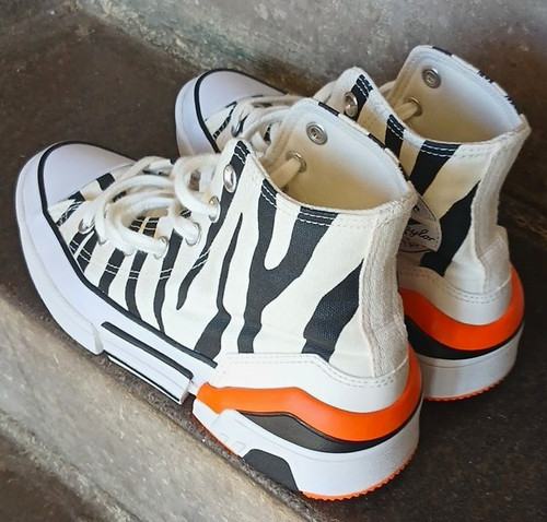 Converse zebra print - zebra,
