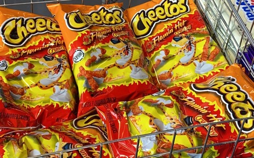 Cheetos crunchy flamin - cheetos,