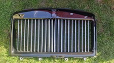 Rolls Royce Cullinan Front Grill With Black Bagde 120-999-PFBBT, M111673