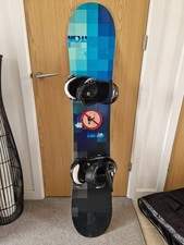 Burton Custom V-Rocker Snowboard -145W - With Bindings and Bag