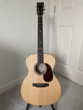 Sigma S000P-10e Guitar. All solid guitar with gig bag.