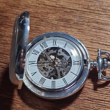 Metal half hunter skeleton