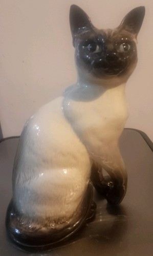 Vintage large seated - (240mm),