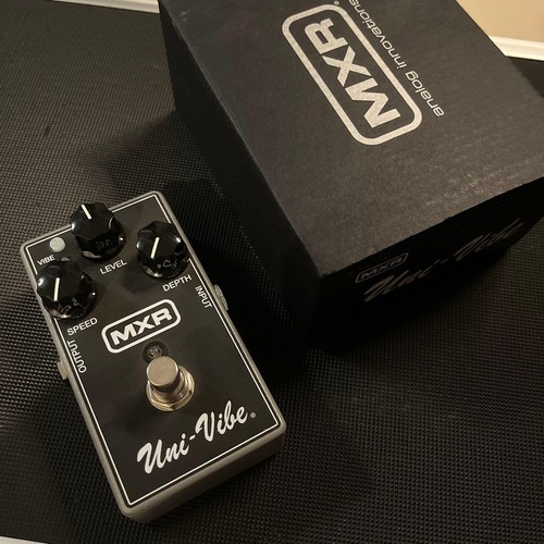 Mxr uni vibe chorus vibrato - uni-vibe, chorus/vibrato