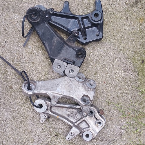 Engine mounting brackets - engine,