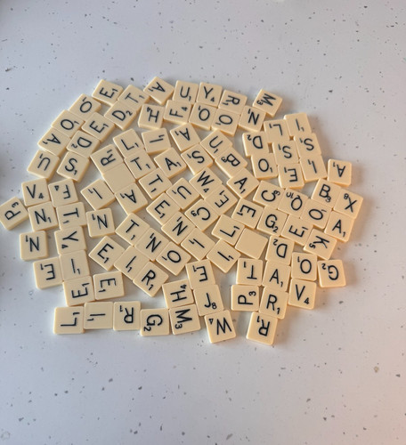 300 vintage scrabble tiles - 300,