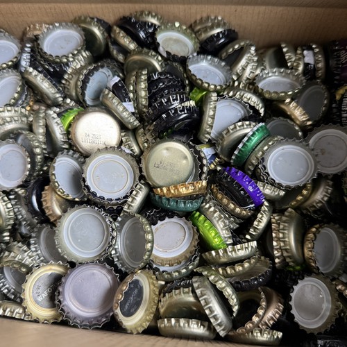 Bottle caps x850 used crafting - caps,