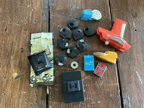 Vintage dymo label maker lot - label,